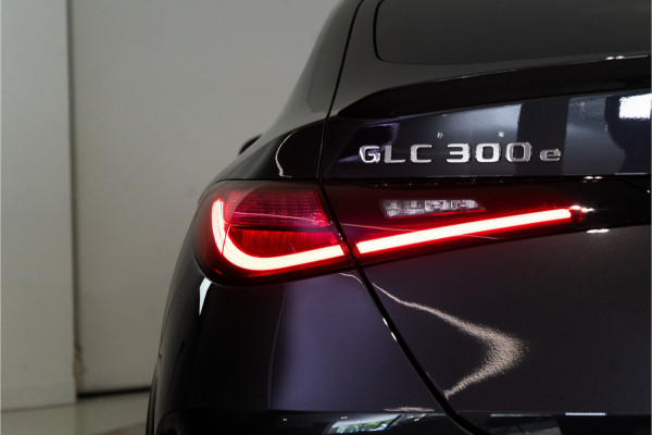Mercedes-Benz GLC Coupé 300e 4MATIC AMG 320PK | Pano | Burmester | Memory | Keyless | VOL! 12 MND Garantie