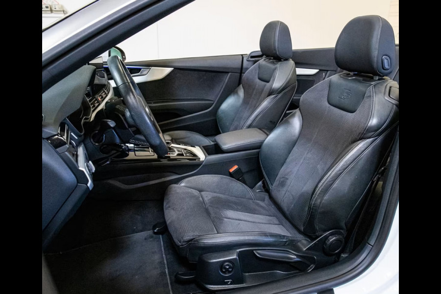 Audi A5 Cabriolet 40 Tfsi S-Tronic (150kW/204pk) ** MATRIX, VIRTUAL, 3-zone AIRCO, 20-inch LMV, MASSAGE ** Vol. AUDI Onderh. - UNFALLFREI ** ** INFORMEER OOK NAAR ONZE AANTREKKELIJKE FINANCIAL-LEASE TARIEVEN **