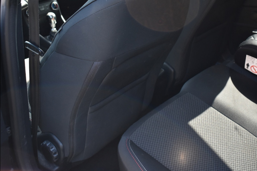 Ford Fiesta 1.0 EcoB. ST-Line, Navi