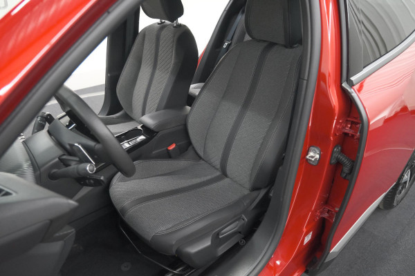 Peugeot 2008 PureTech 130 EAT8 Allure | Camera | Apple Carplay | Parkeersensoren