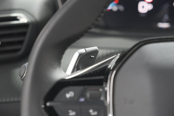 Peugeot 2008 PureTech 130 EAT8 Allure | Camera | Apple Carplay | Parkeersensoren