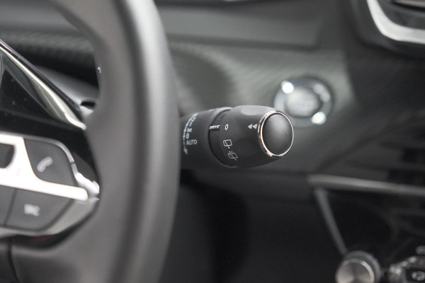 Peugeot 2008 PureTech 130 EAT8 Allure | Camera | Apple Carplay | Parkeersensoren