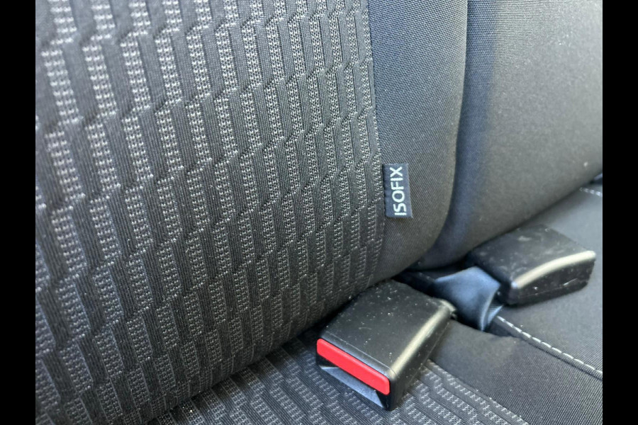 Peugeot 208 1.2 PureTech Blue Lion | CARPLAY | BLUETOOTH | NAVI | CC | PDC | APK T/M 30-4-2027 | AFLEVERBEURT | NW DISTRIBUTIE