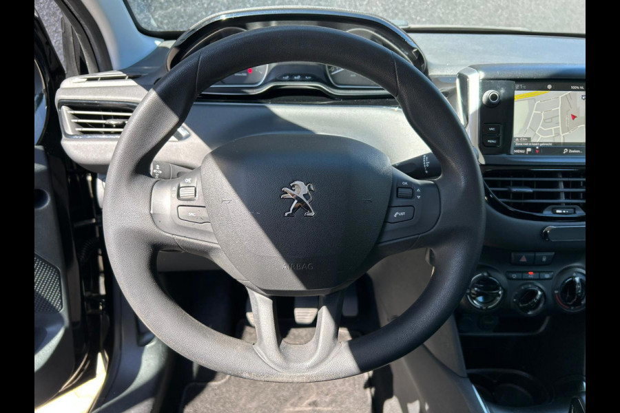 Peugeot 208 1.2 PureTech Blue Lion | CARPLAY | BLUETOOTH | NAVI | CC | PDC | APK T/M 30-4-2027 | AFLEVERBEURT | NW DISTRIBUTIE