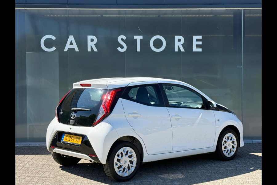 Toyota Aygo 1.0 VVT-i x-play limited Carplay Camera