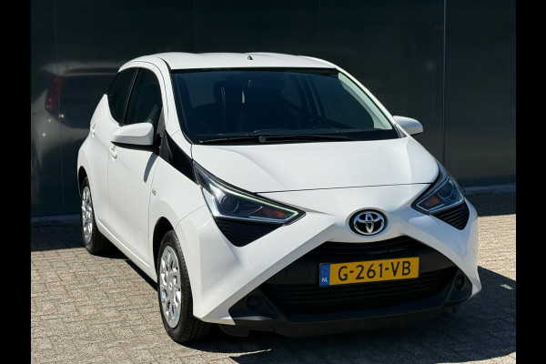 Toyota Aygo 1.0 VVT-i x-play limited Carplay Camera