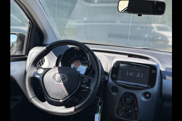 Toyota Aygo 1.0 VVT-i x-play limited Carplay Camera