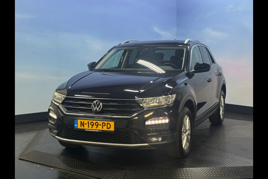 Volkswagen T-Roc 1.0 TSI Style Business Airco | Cruise | Navi | PDC | Trekhaak