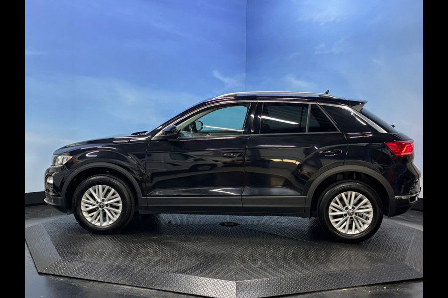 Volkswagen T-Roc 1.0 TSI Style Business Airco | Cruise | Navi | PDC | Trekhaak