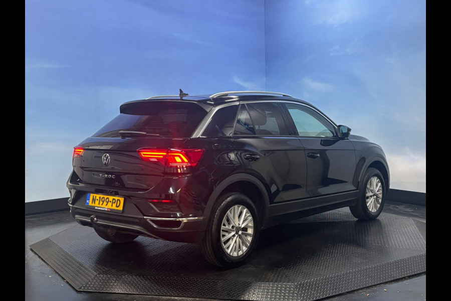 Volkswagen T-Roc 1.0 TSI Style Business Airco | Cruise | Navi | PDC | Trekhaak