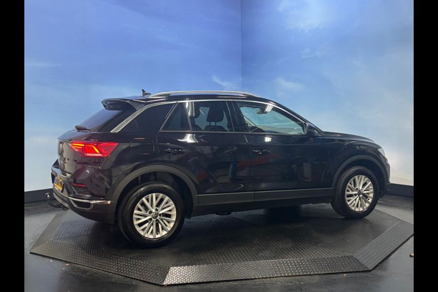 Volkswagen T-Roc 1.0 TSI Style Business Airco | Cruise | Navi | PDC | Trekhaak
