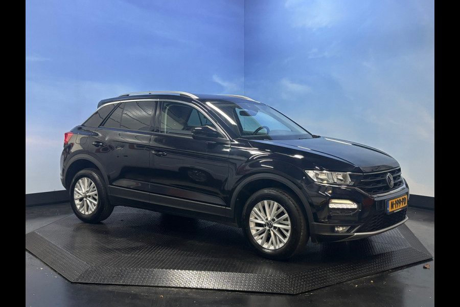 Volkswagen T-Roc 1.0 TSI Style Business Airco | Cruise | Navi | PDC | Trekhaak