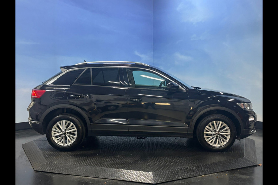 Volkswagen T-Roc 1.0 TSI Style Business Airco | Cruise | Navi | PDC | Trekhaak