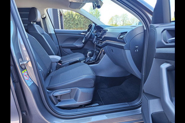 Volkswagen T-Cross 1.0 TSI Style | Automaat | LED | Stoelverwarming | App-connect | ACC | Blind spot | Black Design pakket |