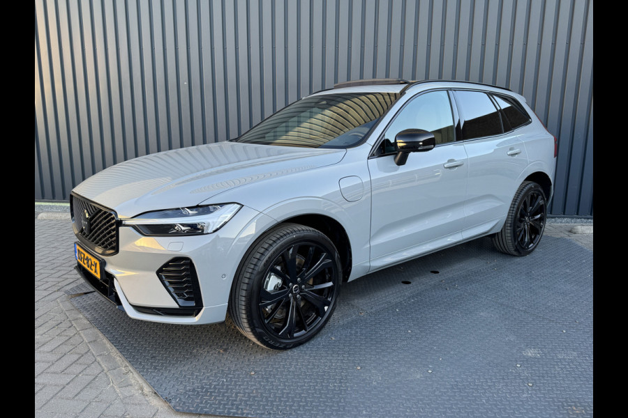 Volvo XC60 2.0 T6 Plug-in hybrid AWD Plus Black Edition | Harman/ Kardon | 360 Camera | Blind Spot | Panodak | Trekhaak wegkl. | Prijs Rijklaar!!
