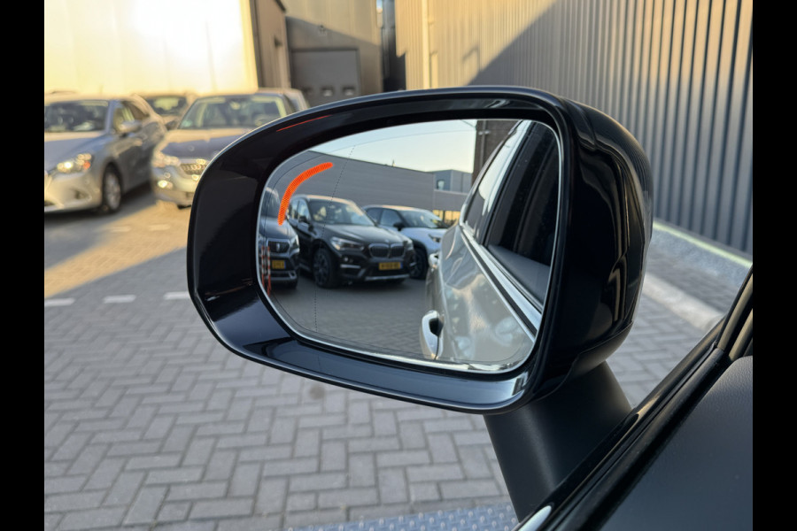 Volvo XC60 2.0 T6 Plug-in hybrid AWD Plus Black Edition | Harman/ Kardon | 360 Camera | Blind Spot | Panodak | Trekhaak wegkl. | Prijs Rijklaar!!