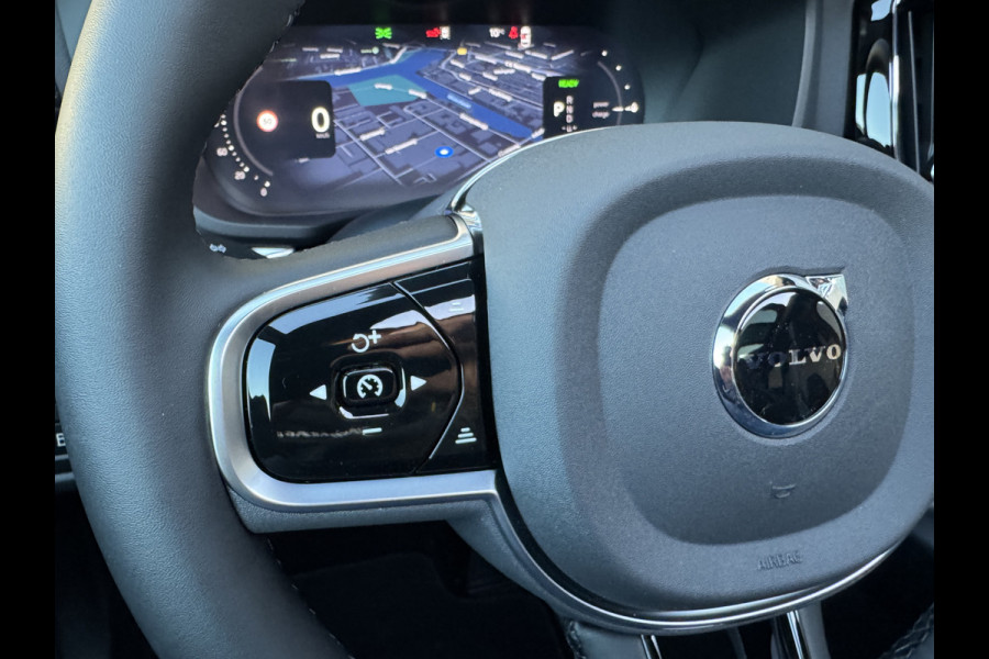 Volvo XC60 2.0 T6 Plug-in hybrid AWD Plus Black Edition | Harman/ Kardon | 360 Camera | Blind Spot | Panodak | Trekhaak wegkl. | Prijs Rijklaar!!
