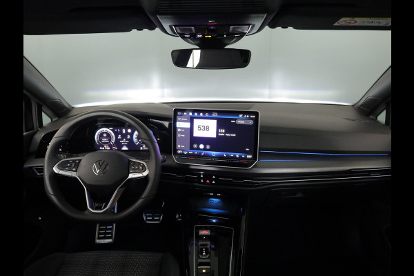 Volkswagen Golf 1.5 eHybrid GTE 272 PK PHEV | Verlengde garantie | Head up display | Panorama dak | 18" LM velgen |