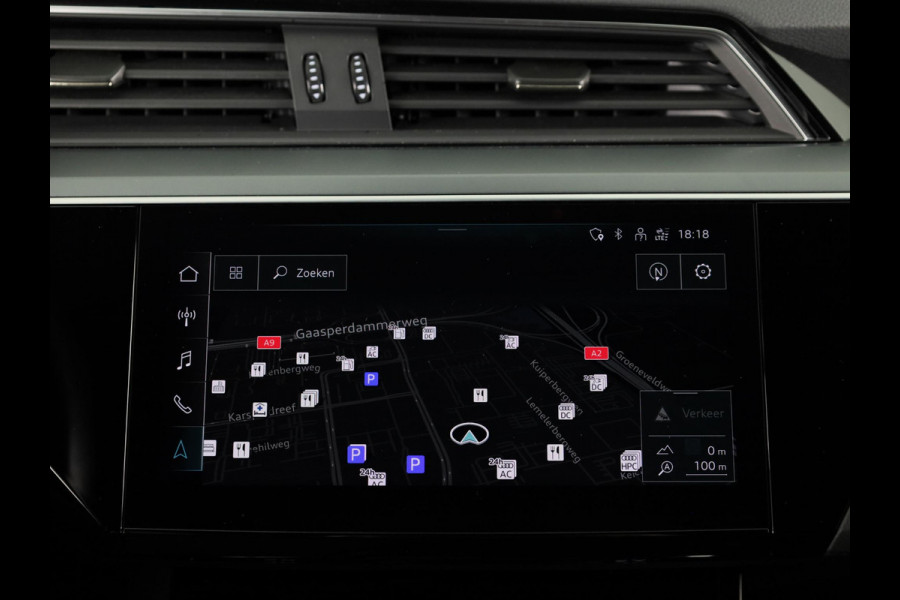 Audi e-tron 55 quattro Advanced edition Plus 95 kWh 408pk | Parkeersensoren | 21 inch Lichtmetalen velgen | Lederen bekleding