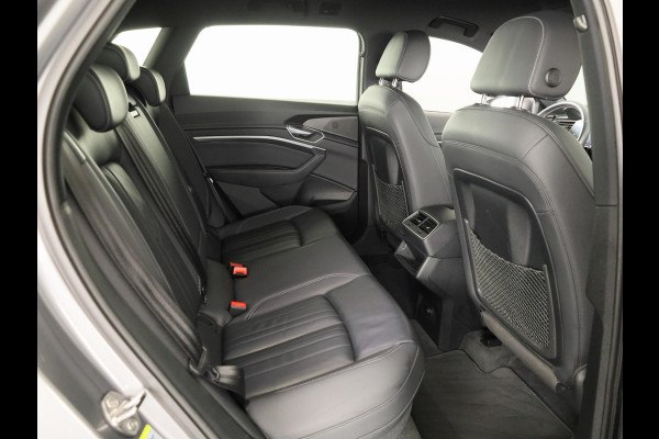 Audi e-tron 55 quattro Advanced edition Plus 95 kWh 408pk | Parkeersensoren | 21 inch Lichtmetalen velgen | Lederen bekleding
