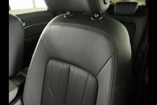 Audi e-tron 55 quattro Advanced edition Plus 95 kWh 408pk | Parkeersensoren | 21 inch Lichtmetalen velgen | Lederen bekleding