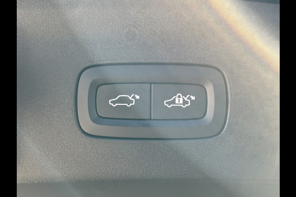 Polestar 2 Long Range Dual Motor Launch Edition 78kWh Memory Trekhaak SOH 93.5% 360 Carplay Stoel/stuurverwarming