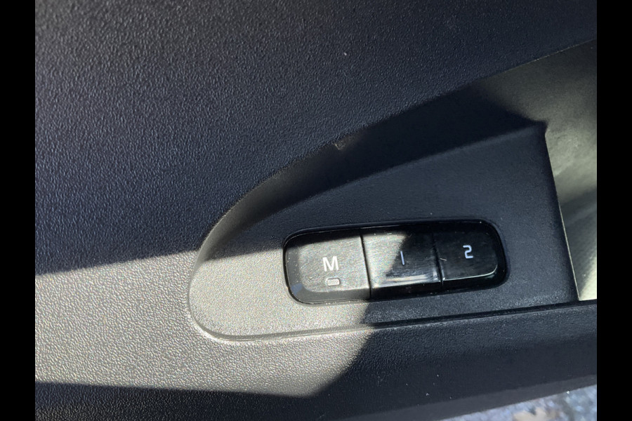 Polestar 2 Long Range Dual Motor Launch Edition 78kWh Memory Trekhaak SOH 93.5% 360 Carplay Stoel/stuurverwarming