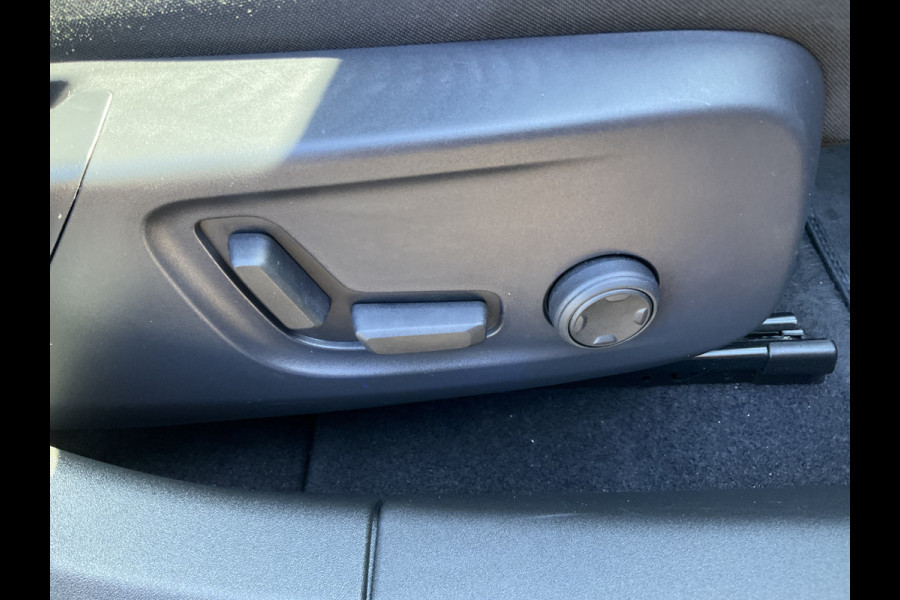 Polestar 2 Long Range Dual Motor Launch Edition 78kWh Memory Trekhaak SOH 93.5% 360 Carplay Stoel/stuurverwarming