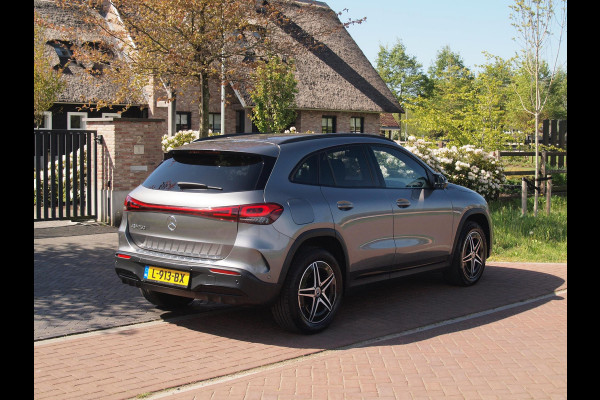 Mercedes-Benz EQA 250 Business Solution AMG 67 kWh | Camera | Sfeerverlichting |