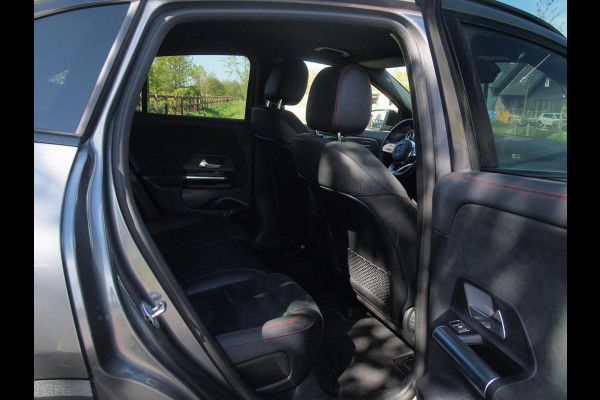 Mercedes-Benz EQA 250 Business Solution AMG 67 kWh | Camera | Sfeerverlichting |