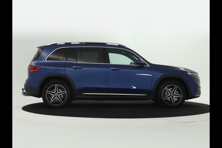 Mercedes-Benz EQB 250+ AMG Line 71 kWh | Trekhaak | Parkeerpakket met achteruitrijcamera | Dodehoekassistent | Premium pakket | EASY PACK achterklep | KEYLESS-GO comfort pakket | Verwarmde stoelen vooraan |