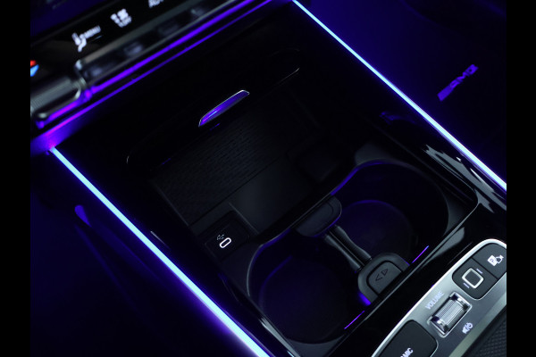 Mercedes-Benz EQB 250+ AMG Line 71 kWh | Trekhaak | Parkeerpakket met achteruitrijcamera | Dodehoekassistent | Premium pakket | EASY PACK achterklep | KEYLESS-GO comfort pakket | Verwarmde stoelen vooraan |