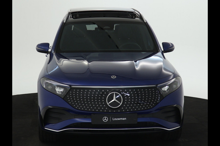 Mercedes-Benz EQB 250+ AMG Line 71 kWh | Trekhaak | Parkeerpakket met achteruitrijcamera | Dodehoekassistent | Premium pakket | EASY PACK achterklep | KEYLESS-GO comfort pakket | Verwarmde stoelen vooraan |