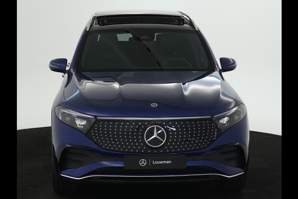 Mercedes-Benz EQB 250+ AMG Line 71 kWh | Trekhaak | Parkeerpakket met achteruitrijcamera | Dodehoekassistent | Premium pakket | EASY PACK achterklep | KEYLESS-GO comfort pakket | Verwarmde stoelen vooraan |