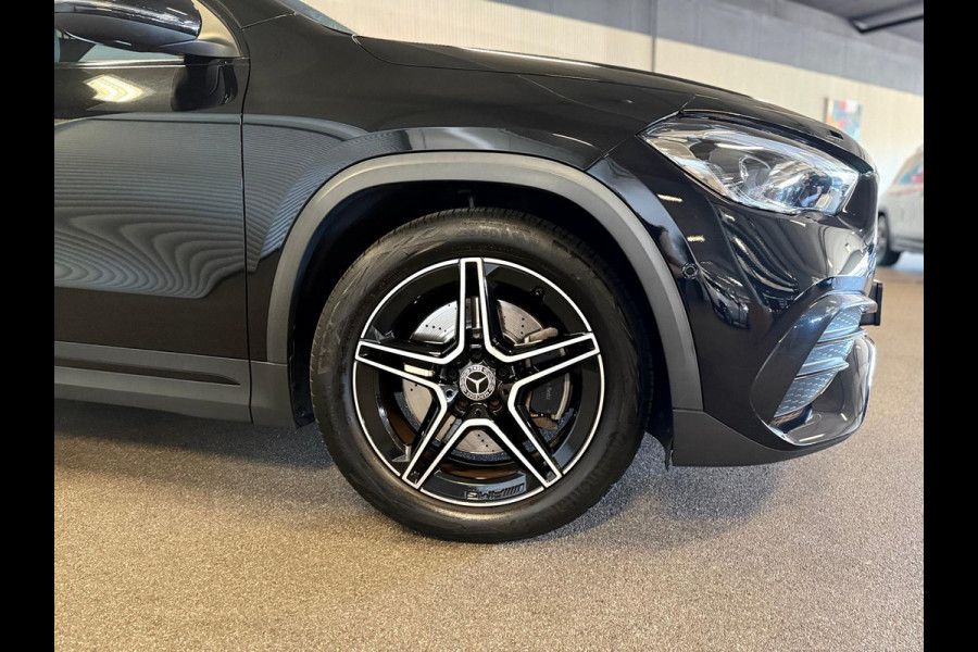 Mercedes-Benz GLA 250 4-Matic AMG STYLING-PANORAMA-MEMORY-DISTRONIC-HEAD UP-ZEER COMPLEET