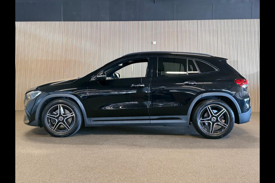 Mercedes-Benz GLA 250 4-Matic AMG STYLING-PANORAMA-MEMORY-DISTRONIC-HEAD UP-ZEER COMPLEET