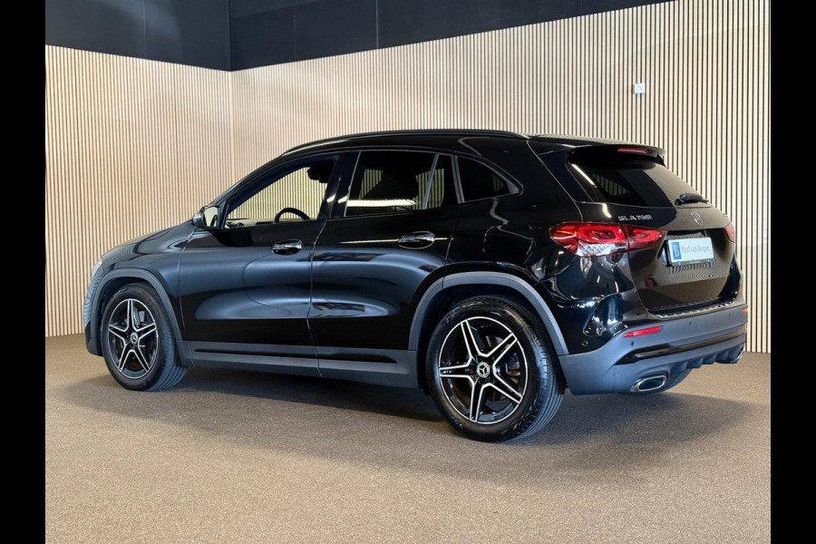 Mercedes-Benz GLA 250 4-Matic AMG STYLING-PANORAMA-MEMORY-DISTRONIC-HEAD UP-ZEER COMPLEET