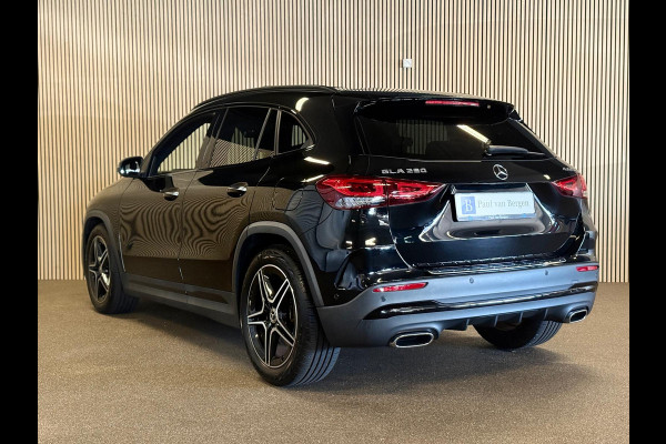 Mercedes-Benz GLA 250 4-Matic AMG STYLING-PANORAMA-MEMORY-DISTRONIC-HEAD UP-ZEER COMPLEET