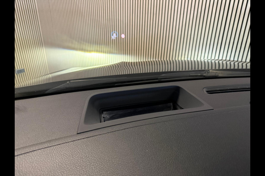 Mercedes-Benz GLA 250 4-Matic AMG STYLING-PANORAMA-MEMORY-DISTRONIC-HEAD UP-ZEER COMPLEET