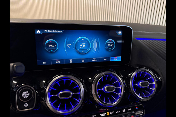 Mercedes-Benz GLA 250 4-Matic AMG STYLING-PANORAMA-MEMORY-DISTRONIC-HEAD UP-ZEER COMPLEET