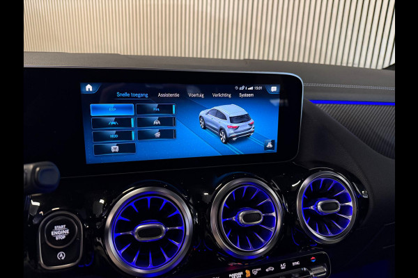 Mercedes-Benz GLA 250 4-Matic AMG STYLING-PANORAMA-MEMORY-DISTRONIC-HEAD UP-ZEER COMPLEET