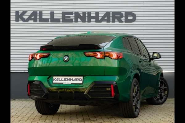 BMW iX2 eDrive20 - M-Sport Pro - M Compound Rem - Trekhaak - Memoryzetel - Head-up