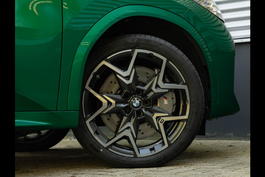 BMW iX2 eDrive20 - M-Sport Pro - M Compound Rem - Trekhaak - Memoryzetel - Head-up