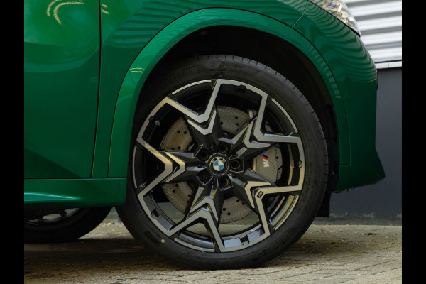BMW iX2 eDrive20 - M-Sport Pro - M Compound Rem - Trekhaak - Memoryzetel - Head-up