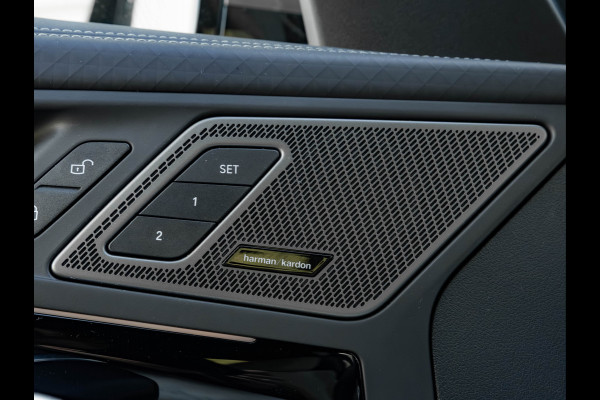 BMW iX2 eDrive20 - M-Sport Pro - M Compound Rem - Trekhaak - Memoryzetel - Head-up