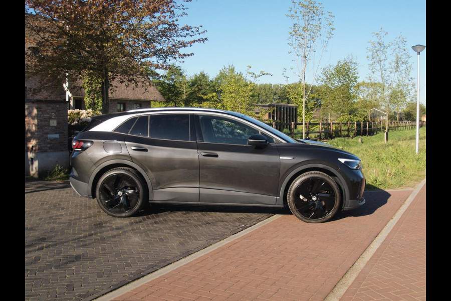 Volkswagen ID.4 Max 77 kWh | Camera | Trekhaak | Sfeerverlichting | Apple Carplay | Cruise Control |