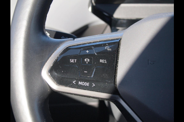Volkswagen ID.4 Max 77 kWh | Camera | Trekhaak | Sfeerverlichting | Apple Carplay | Cruise Control |