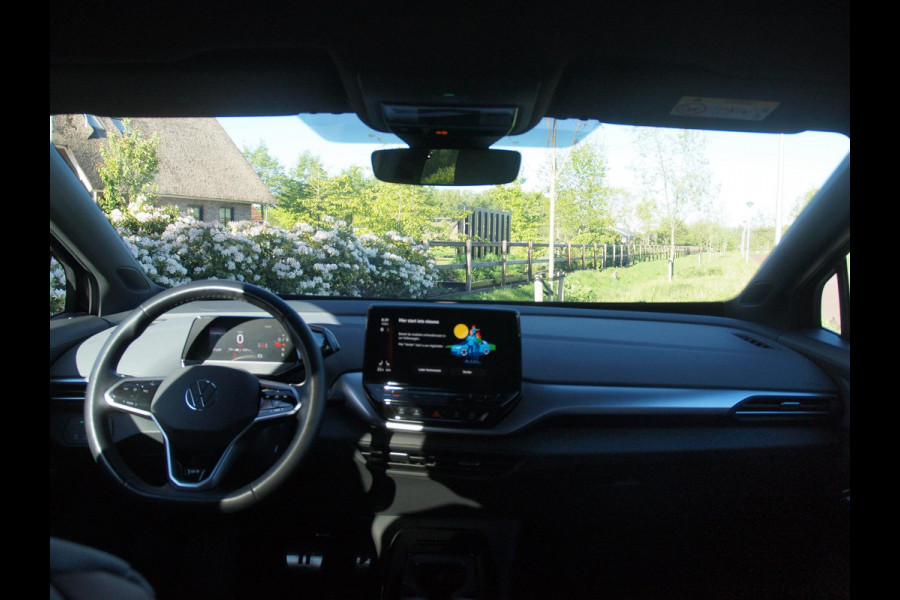 Volkswagen ID.4 Max 77 kWh | Camera | Trekhaak | Sfeerverlichting | Apple Carplay | Cruise Control |