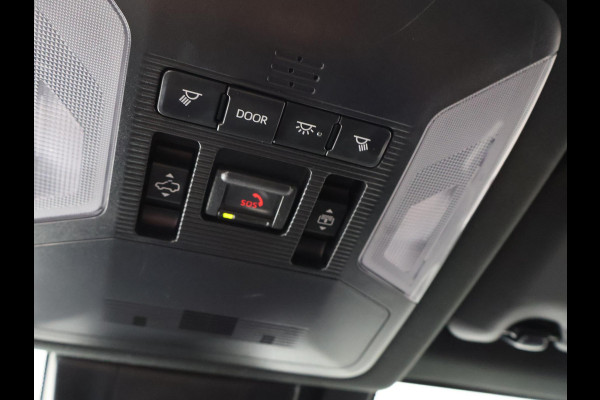 Toyota RAV4 2.5 Plug-in Hybrid AWD Bi-Tone Plus | 1500 KG trekgewicht | JBL Audio | Stoelverwarming & ventilatie | Memory Seats | Schuif-/Kanteldak | Navigatie