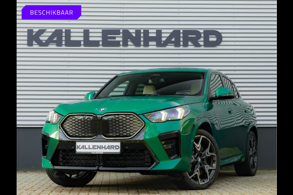 BMW iX2 eDrive20 - M-Sport Pro - M Compound Rem - Trekhaak - Memoryzetel - Head-up
